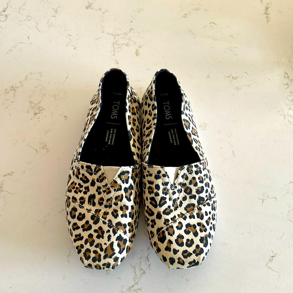 Tom’s Cheetah Shoes